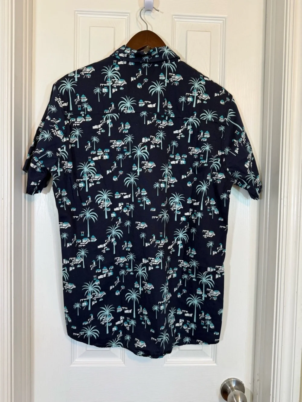 Reverse Threads Men’s Short Sleeve Button Down Shirt Size M - Picture 4 of 14